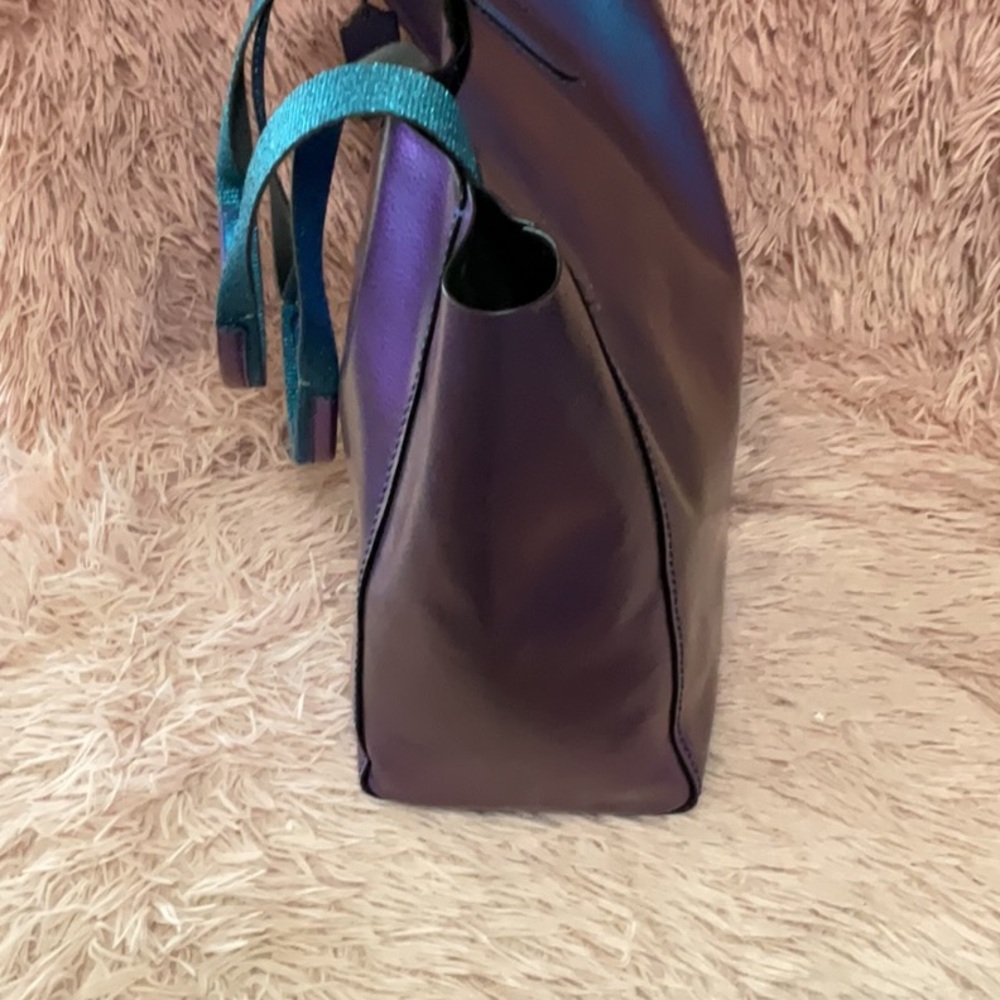 NWOT Authentic Coach Derby Iridescent Limited Edtion - Picture 7 of 9